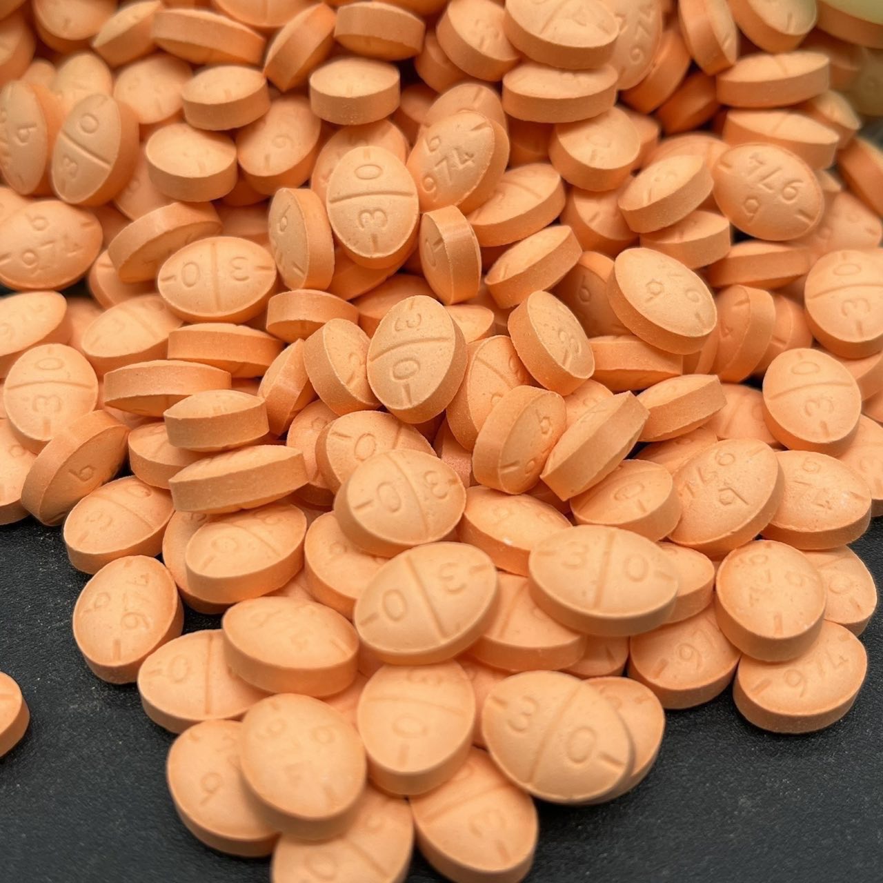 ADDERALL 30MG  -B974 OVAL 🤓 ✅  -DP30 CIRCLE ⭕️ ✅  (EXCELLENT FOR MY COLLEGE STUDENTS) - photo 2